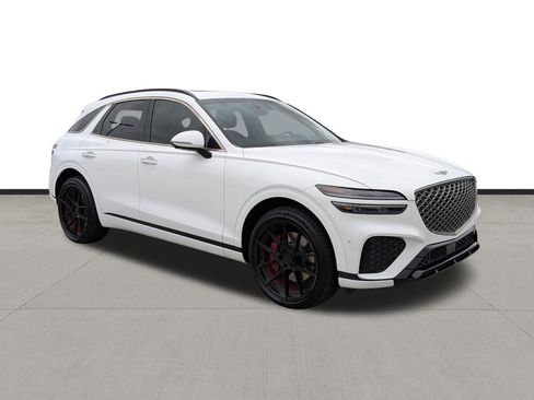 Used 2022 Genesis GV70 3.5T Sport w/ Sport Prestige Package AWD/4WD image 3