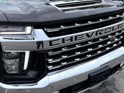 Used 2021 Chevrolet Silverado 2500 LTZ w/ LTZ Premium Package AWD/4WD image 29