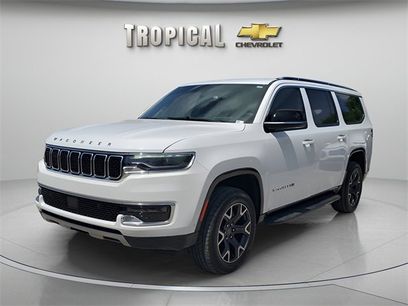 Used 2023 Jeep Wagoneer L Series III w/ Preferred Equipment Group