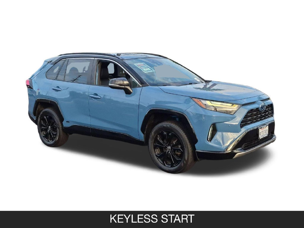 Used 2022 Toyota RAV4 XSE AWD/4WD image 2