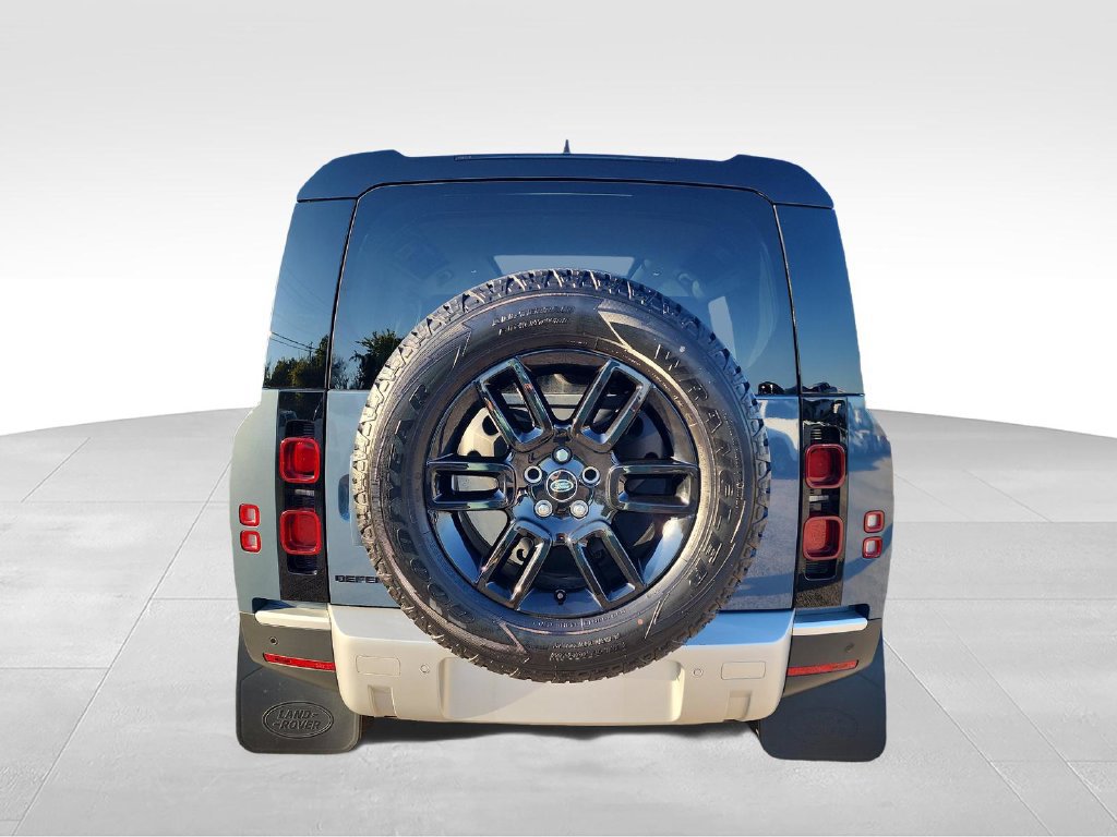 Used 2024 Land Rover Defender 110 S AWD/4WD image 6