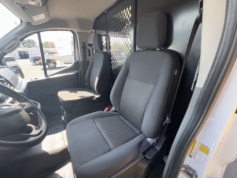 Used 2024 Ford Transit 250 Low Roof w/ Exterior Upgrade Package image 46