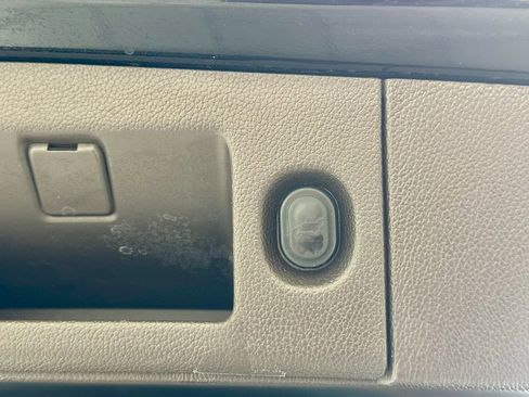 Used 2018 Chevrolet Tahoe Premier image 54