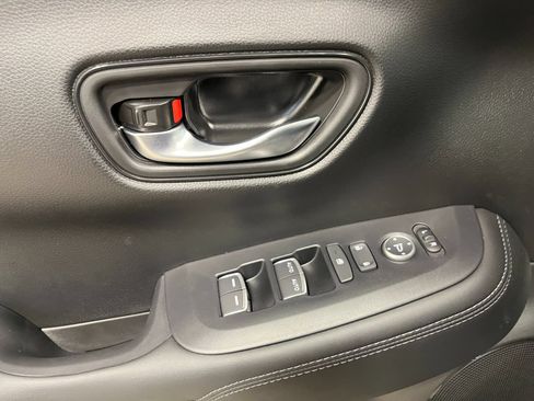 New 2027 Honda HR-V EX-L image 13