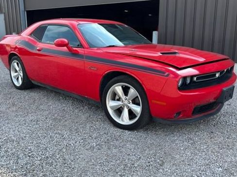 Used 2015 Dodge Challenger R/T Plus RWD image 1