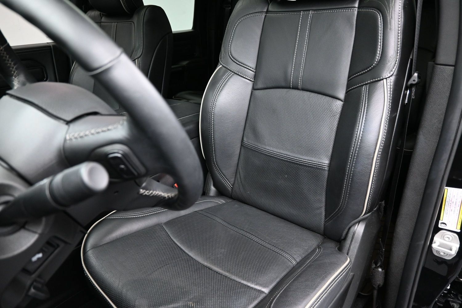 Used 2024 RAM 2500 Limited AWD/4WD image 21