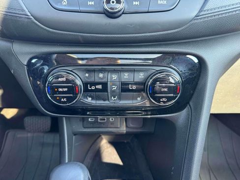 Used 2023 Buick Encore GX Essence w/ Experience Buick Package AWD/4WD image 32