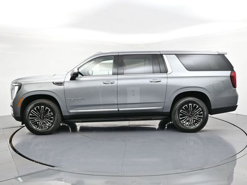 New 2026 GMC Yukon XL Elevation w/ Elevation Premium Package AWD/4WD image 3