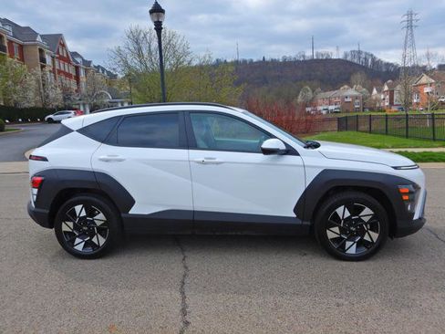 Used 2025 Hyundai Kona SEL image 10