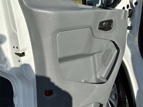 Used 2015 Ford Transit 150 XLT image 14