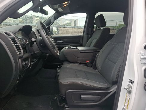 Used 2025 RAM 1500 Tradesman AWD/4WD image 13