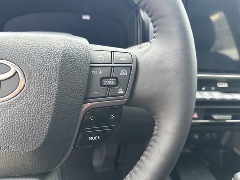 New 2026 Toyota Camry XLE image 23