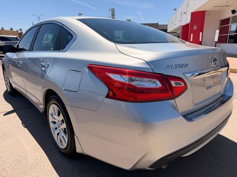 Used 2017 Nissan Altima 2.5 S w/ Power Driver Seat Package FWD image 7