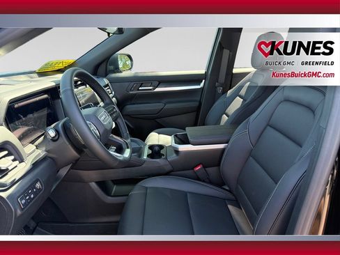 New 2026 GMC Terrain Elevation w/ Elevation Premium Package AWD/4WD image 16