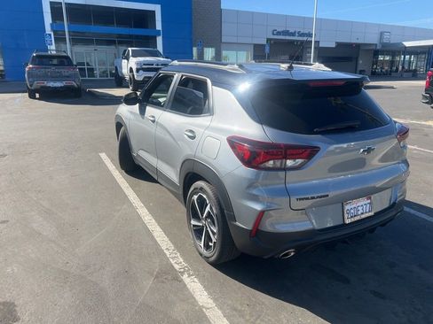 Certified 2023 Chevrolet TrailBlazer RS w/ Sun and Liftgate Package image 9