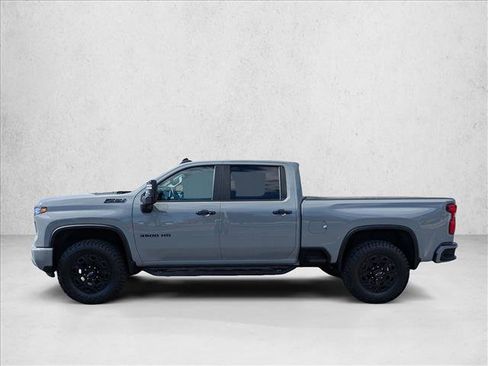 Used 2024 Chevrolet Silverado 3500 LT w/ Z71 Sport Edition image 8