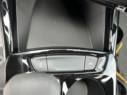 New 2026 Chevrolet Trax RS image 15