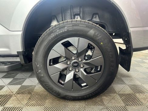 Used 2025 Ford F150 Lightning Lariat AWD/4WD image 25