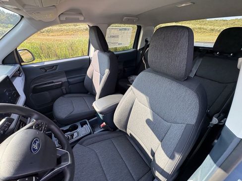 New 2025 Ford Maverick XLT w/ Black Appearance Package image 39