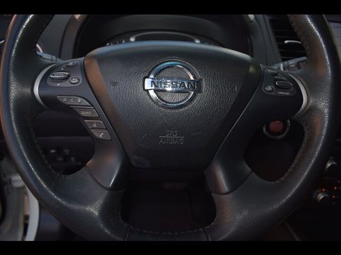 Used 2016 Nissan Pathfinder Platinum w/ Cargo Package FWD image 14