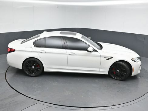 Used 2022 BMW M5 w/ Executive Package image 47
