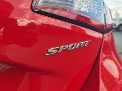 Used 2024 Honda Civic Sport image 5