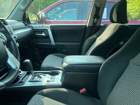 Used 2021 Toyota 4Runner SR5 AWD/4WD image 22