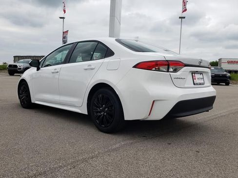 Used 2026 Toyota Corolla LE FWD image 7