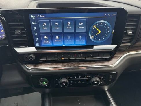 Used 2023 Chevrolet Silverado 1500 RST AWD/4WD image 17