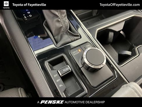Used 2023 Toyota Tundra Limited AWD/4WD image 35
