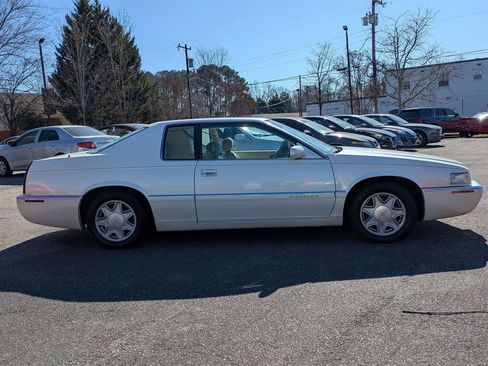 Used 1999 Cadillac Eldorado w/ Comfort/Convenience Pkg FWD image 9
