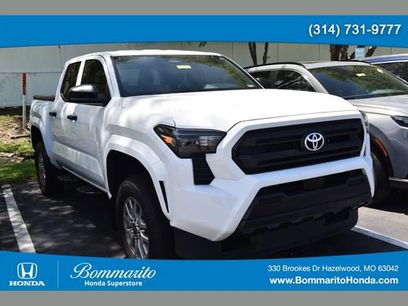 Used 2025 Toyota Tacoma SR