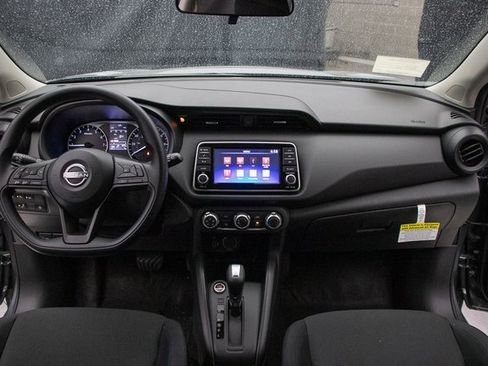 New 2025 Nissan Kicks Play S image 21