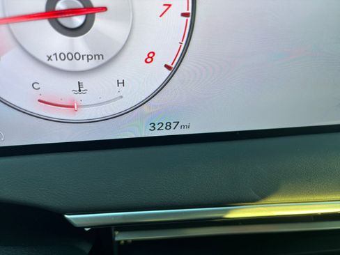 Used 2026 Genesis GV70 2.5T Advanced image 11