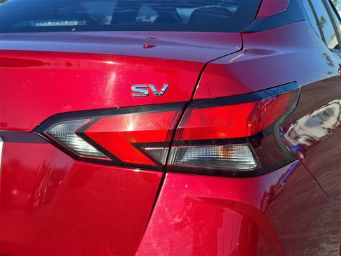Used 2020 Nissan Versa SV image 8