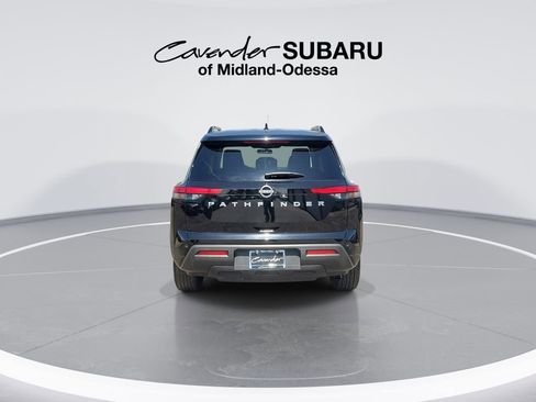 Used 2025 Nissan Pathfinder SV FWD image 7