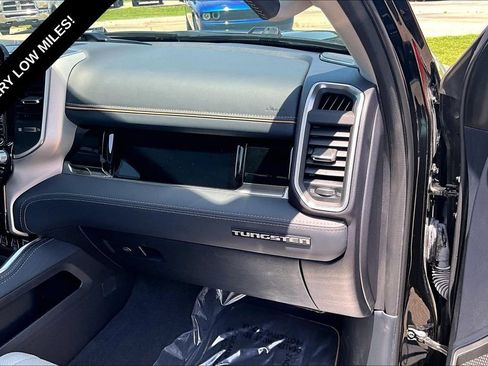 Used 2025 RAM 1500 Tungsten AWD/4WD image 16