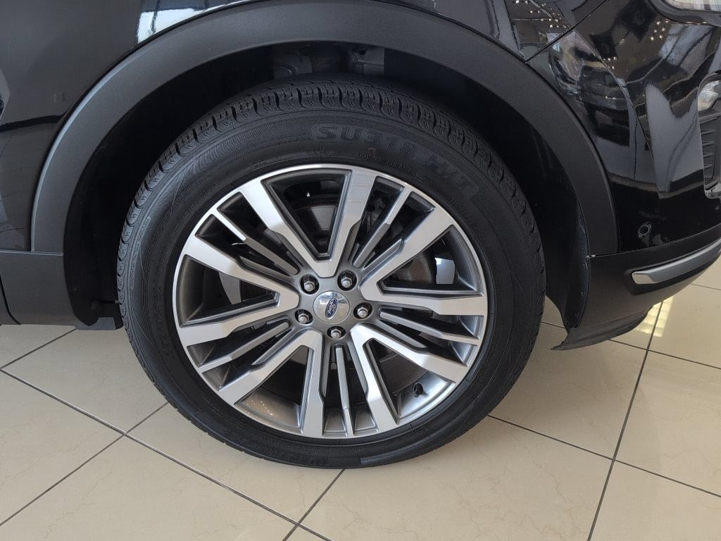 Used 2018 Ford Explorer Platinum AWD/4WD image 52