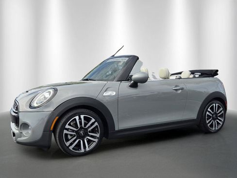 Used 2019 MINI Cooper S FWD image 3