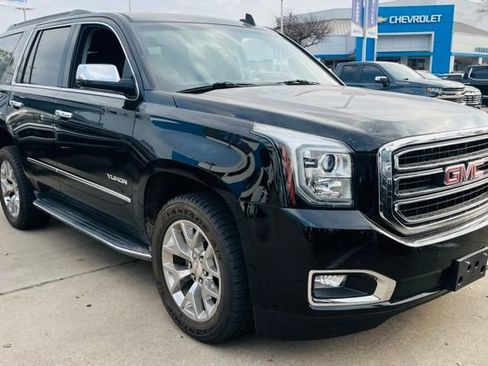 Used 2016 GMC Yukon SLE w/ Convenience Package image 1