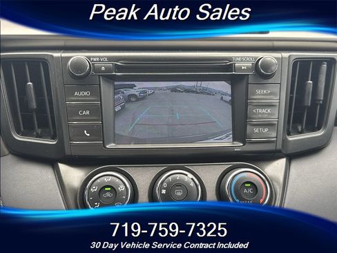 Used 2015 Toyota RAV4 LE image 18