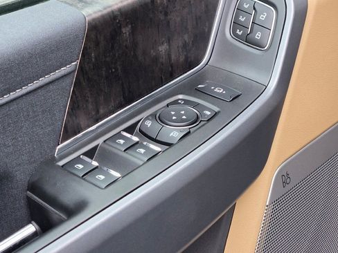 Used 2024 Ford F350 Lariat w/ Lariat Ultimate Package image 16