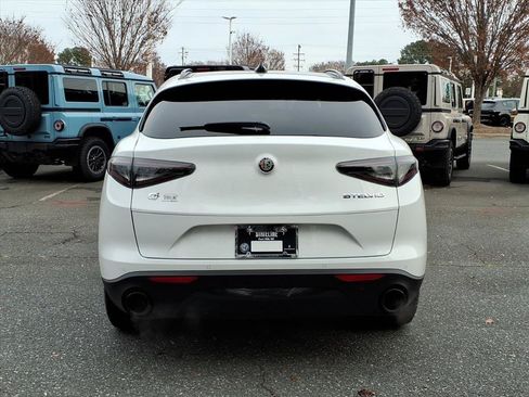 New 2025 Alfa Romeo Stelvio Sprint w/ Convenience Package AWD/4WD image 17