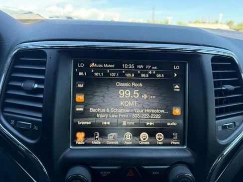 Used 2017 Jeep Grand Cherokee Trailhawk AWD/4WD image 21