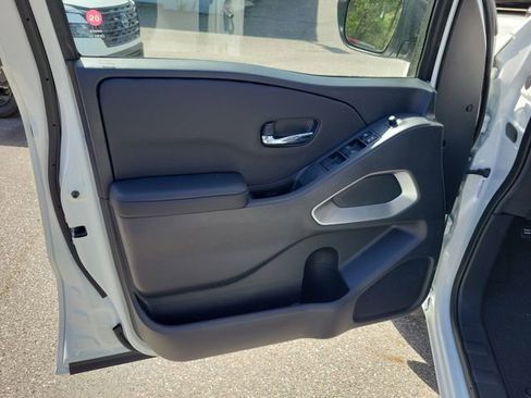 New 2026 Nissan Frontier SV w/ Tow Package image 5