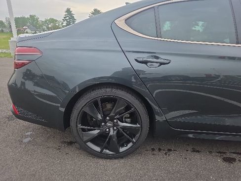 Used 2023 Genesis G70 2.0T w/ Sport Prestige Package RWD image 7