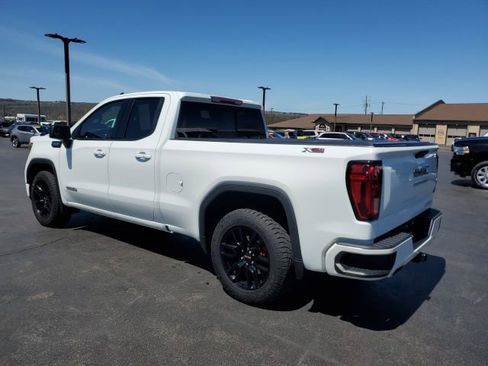 Used 2019 GMC Sierra 1500 Elevation w/ Elevation Value Package AWD/4WD image 3