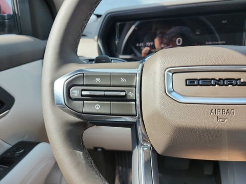 Used 2026 GMC Terrain Denali AWD/4WD image 28
