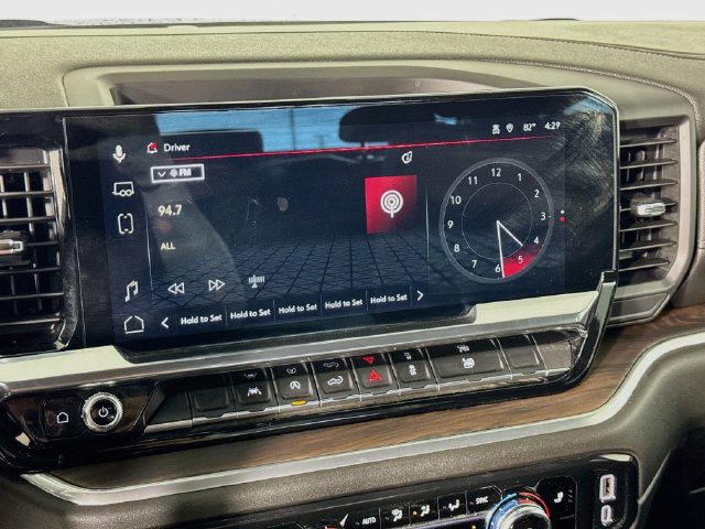 Used 2025 GMC Sierra 1500 SLT AWD/4WD image 14