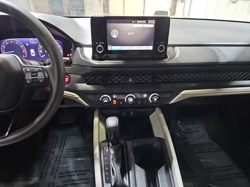 Certified 2023 Honda Accord LX image 16